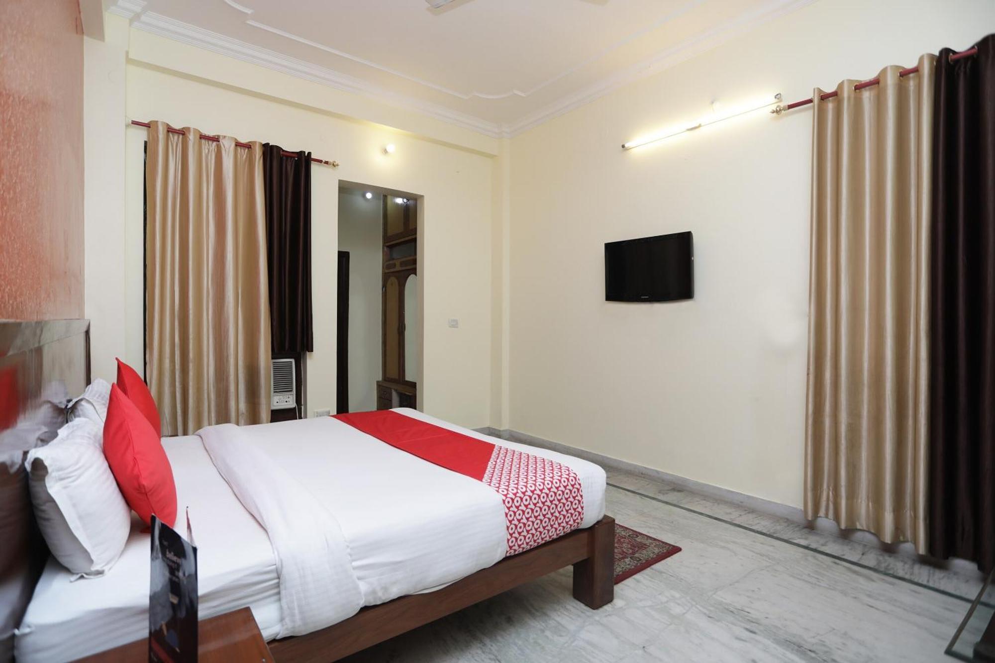 Shikhar Paradise Chinhat Exterior foto